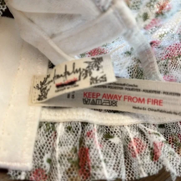 Free People Gimme Butterflies Bra size large new Floral Ruffle bralette - Picture 6 of 7